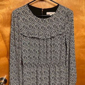 LOFT. Floral Long Sleeve Dress. Size 6. Elastic on waist. Round neck. Lined. EUC